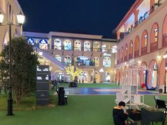 -首创奥特莱斯(西安店)