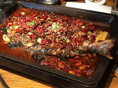 烤清江鱼-红尘酒肉小馆