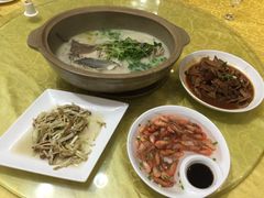 -天目湖刘老四农庄