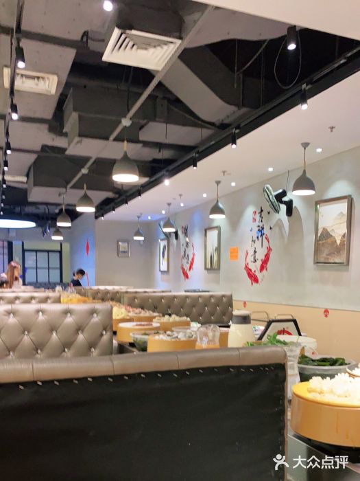 川锅·火锅·烤肉自助餐厅大堂图片