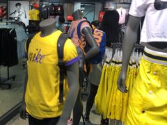 -NIKE上海青浦优选体验店