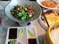 -雀蓝川菜(奥体广场店)