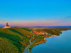 -六鼎山文化旅游区