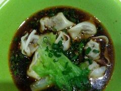 -三亚湾红树林度假酒店美食街