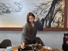 -梁姐啤酒鱼(兴坪古镇店)