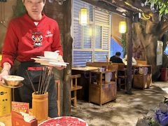 -城墙拐拐火锅(三峡广场黑金冠店)