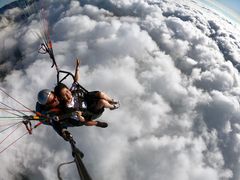 -费特希耶滑翔伞