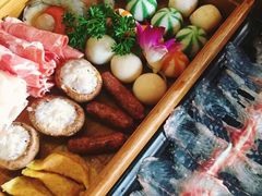-丽江庭院·云南野生菌·海鲜火锅(鼓楼四合院店)