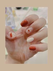 -莉娜美睫·穿戴甲