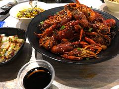 -巴厘龙虾·榜首油焖大虾(音乐学院·沿江酒馆店)