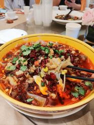 点击看大图 -金茂深圳JW万豪酒店·宴会厅