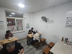 -易毛特色牛肉面(解放碑步行街店)