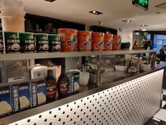 -新大咀港式茶餐厅(宝山万达店)