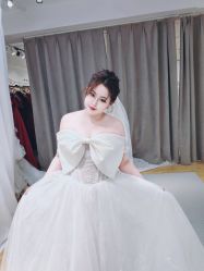 -柏拉图婚纱馆
