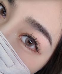 -爱美睫美甲会馆
