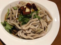 腊八蒜泡羊肚-巴依老爷新疆美食(常营店)