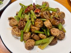 -莲餐厅·湖北菜·藕汤是头牌(愚园路店)