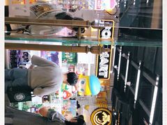 -泡泡玛特POPMART(上海环球港店)