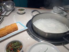 -粤顺渔坊·中山脆肉鲩火锅(清湖店)