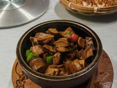 菌香石锅焖牛肉-云里小坐·小院里·团建·宴请·下午茶(三圣乡店)