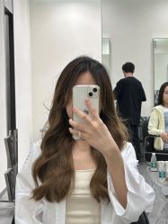 -HAIR HERE造型