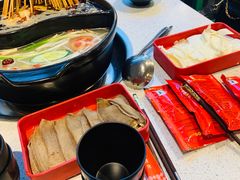 -钢管厂五区小郡肝串串香(蜀都万达店)
