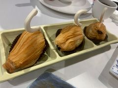 榴莲千丝酥-稻香酒家·34年老字号·港式粤菜(汉街店)