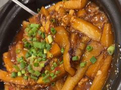 咸鱼茄子煲-朱记乳鸽王·非遗石岐乳鸽·全鸽宴(大兴旗舰店)