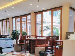 -四点金粥底火锅(沂州里店)