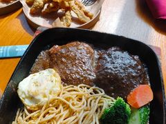 -豪客嘉族·麦尼顿西餐厅(乐福天下店)
