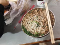 -正宗杨记普洱酸醋米线(总店)