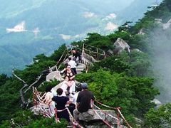 -罗田薄刀峰风景区