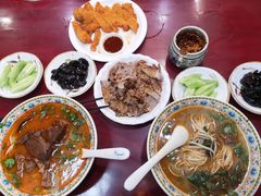 -金杨拉面王小吃面馆·牛三宝面·红烧牛肉粉