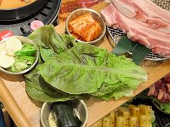 -青瓦餐厅·生鱼片·韩园烤肉(西塔店)