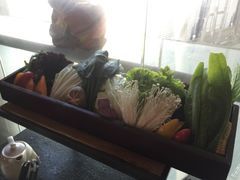 -湊湊火锅·茶憩(新中关购物中心店)