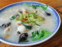 -亚忠小吃店(曾厝垵店)