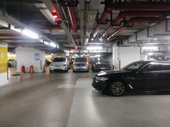 -浦东嘉里城-停车场