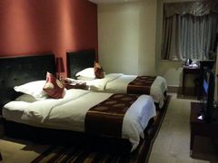 android_upload_pic-屋顶顶城市·江景酒店-客房部