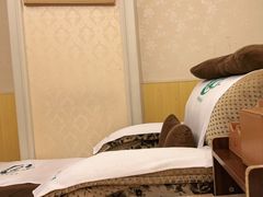 -汤泉良子.足疗按摩.SPA(中关村店)
