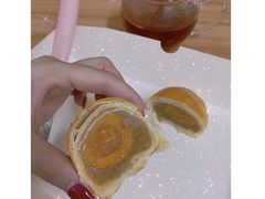 莲蓉蛋黄酥-陶陶居饼家(惠福东路店)