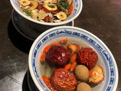 -巴四老城区炭火蛙锅(张江店)