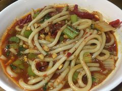 新疆炒米粉-西域阿里马新疆菜·清真(桂花路店)