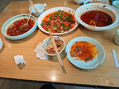 -自贡盐帮菜·玩辣餐厅(樱花园西街店)