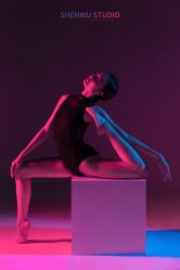 -深舞形体民族舞蹈工作室