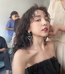 -东秀护肤造型