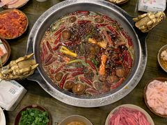 -黄潇洒老火锅(九眼桥宏济巷店)