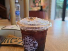 -星巴克(迪士尼小镇店)