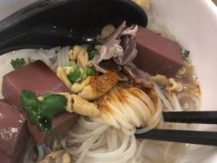 老鸭粉丝汤-龙咆汤包·手工现包小笼(拱北口岸店)