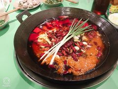 -周幺妹重庆老火锅(银泰城总店)