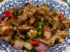甜麻跳跳牛蛙-欧记大排档·景德菜(上海首店)
